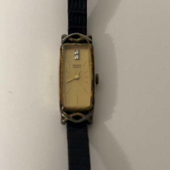 Vintage Seiko Women's Diamond Watch - Picture 6 of 6